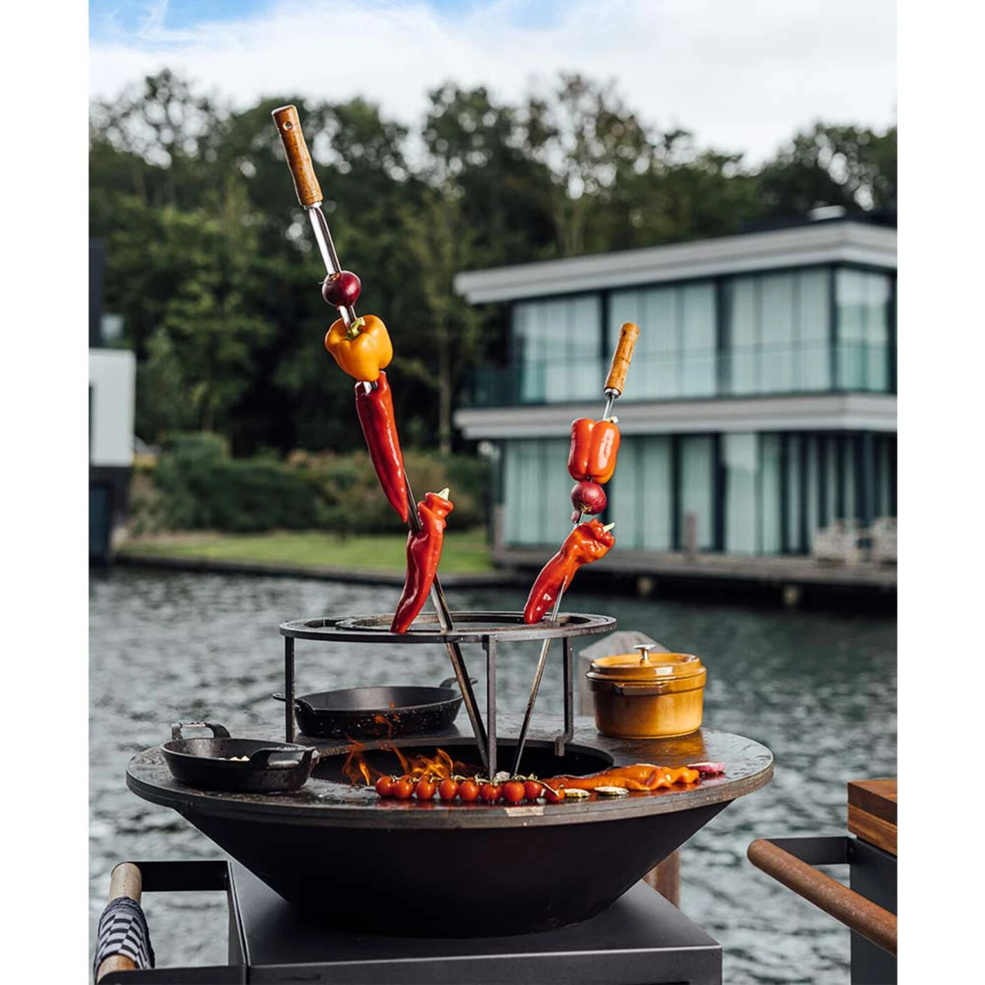 Brasero OFYR Island Noir 100 Tablette Teck + Housse – Image 3